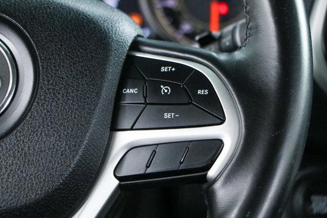 used 2018 Jeep Cherokee car, priced at $15,995