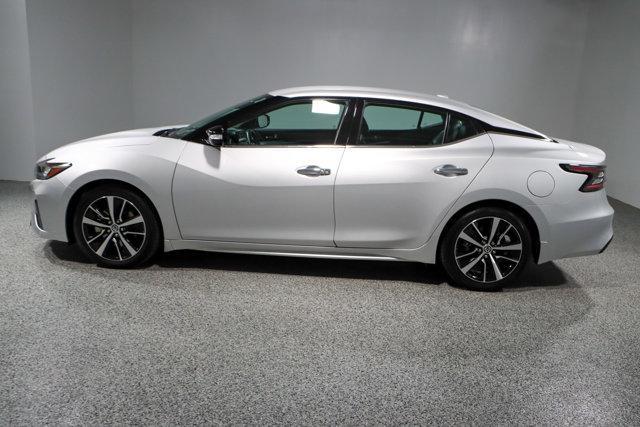 used 2022 Nissan Maxima car, priced at $24,995