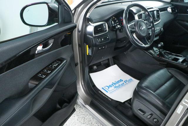 used 2018 Kia Sorento car, priced at $15,995