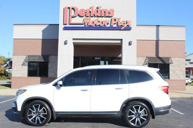 used 2019 Honda Pilot car, priced at $18,995