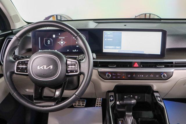 used 2024 Kia Sorento car, priced at $34,995