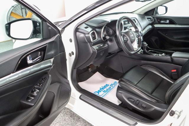 used 2023 Nissan Maxima car, priced at $25,995