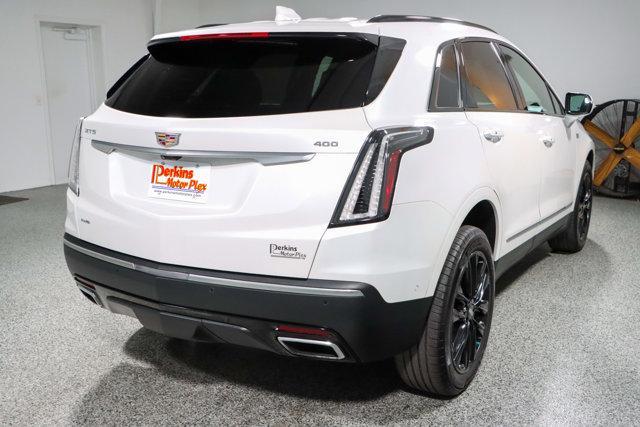 used 2023 Cadillac XT5 car, priced at $35,595
