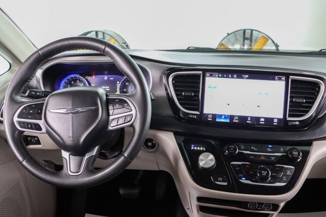 used 2023 Chrysler Pacifica car, priced at $25,995