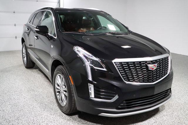 used 2022 Cadillac XT5 car, priced at $29,995