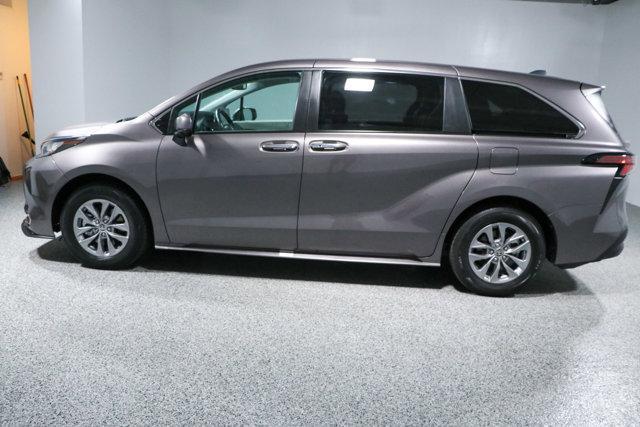 used 2022 Toyota Sienna car, priced at $39,995