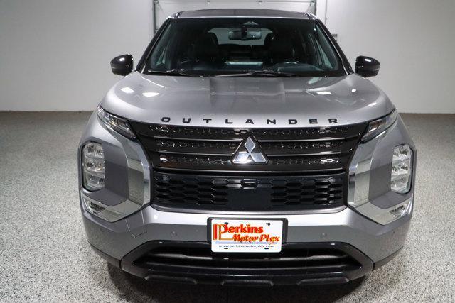 used 2023 Mitsubishi Outlander car, priced at $25,995