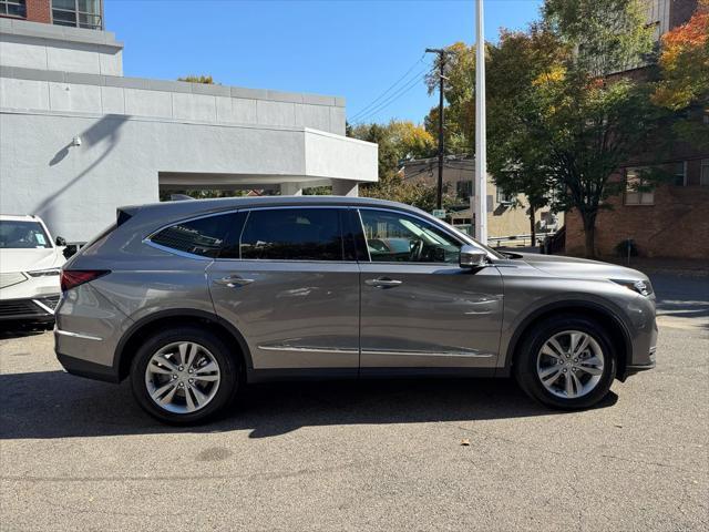 new 2025 Acura MDX car, priced at $55,350