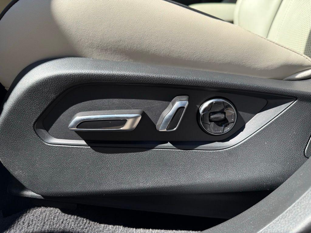 used 2025 Acura RDX car, priced at $48,317