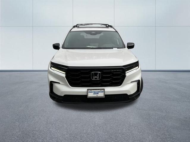 used 2025 Honda Pilot car, priced at $51,994