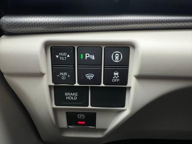 used 2025 Acura RDX car, priced at $49,994