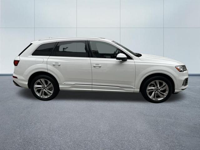 used 2021 Audi Q7 car, priced at $30,994