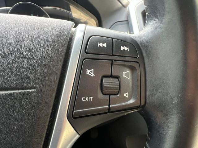 used 2015 Volvo XC60 car, priced at $10,994