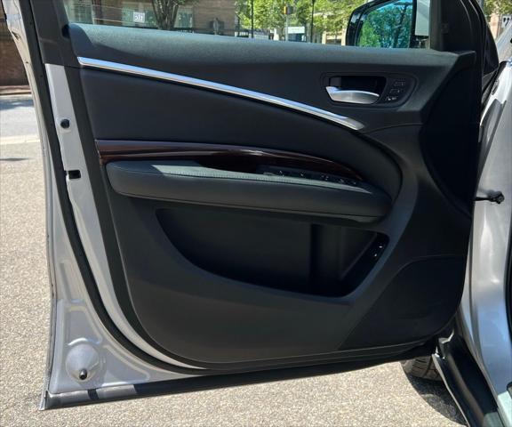 used 2014 Acura MDX car, priced at $15,994