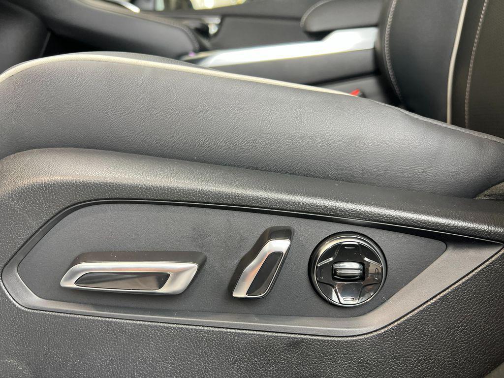 new 2025 Acura RDX car, priced at $53,800