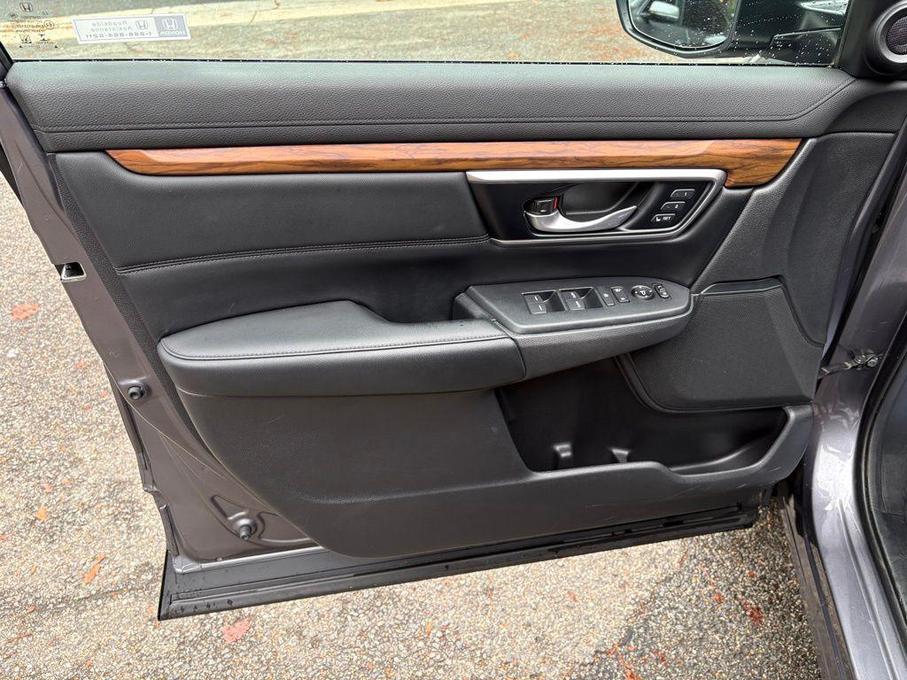 used 2022 Honda CR-V car, priced at $27,999