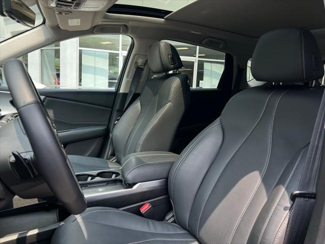 used 2025 Acura RDX car, priced at $41,994