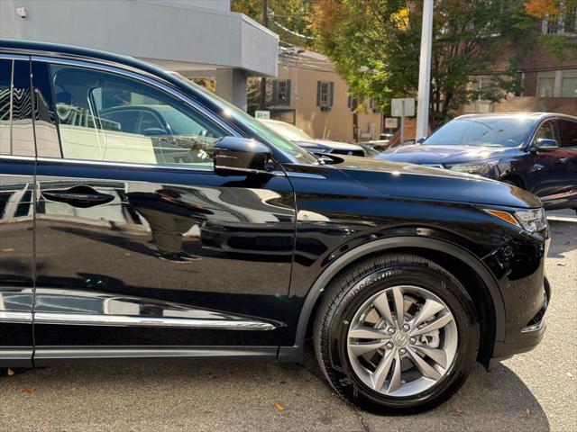 used 2024 Acura MDX car, priced at $46,700