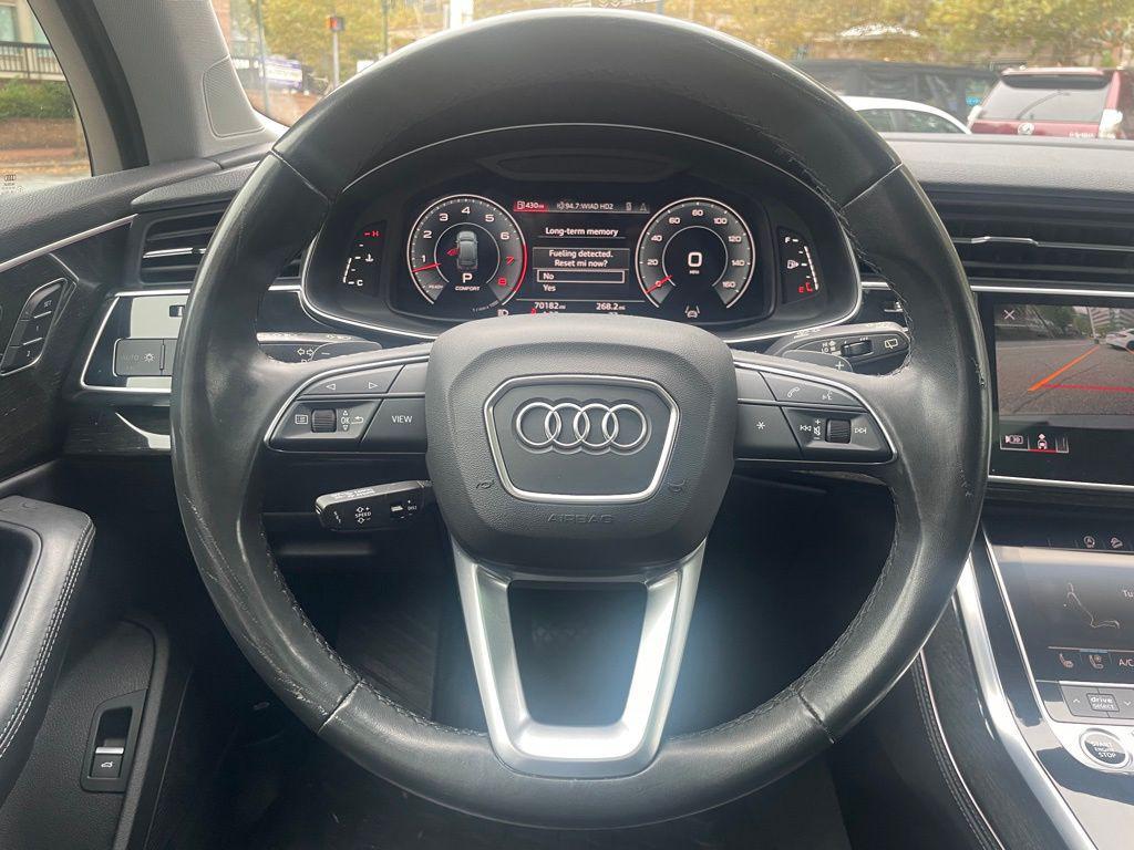 used 2022 Audi Q7 car, priced at $31,820