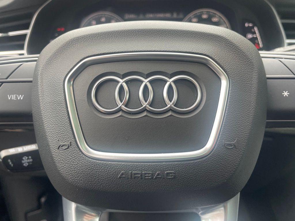 used 2022 Audi Q7 car, priced at $31,820