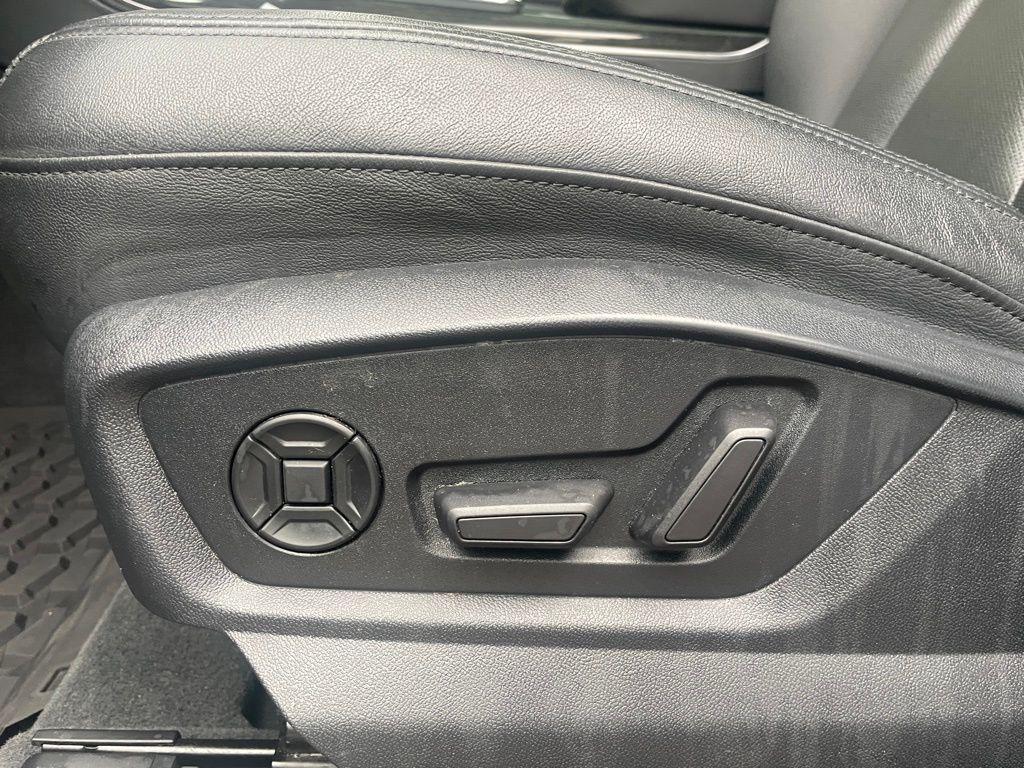 used 2022 Audi Q7 car, priced at $31,820