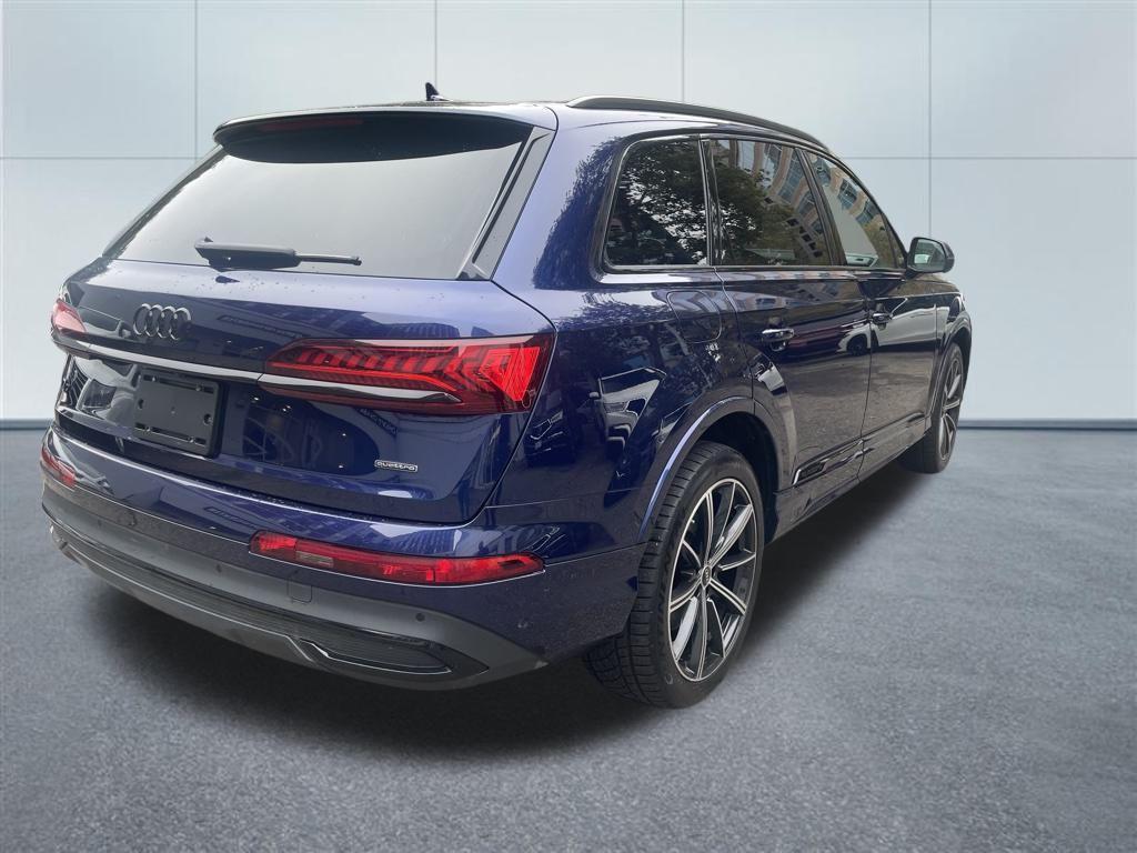 used 2022 Audi Q7 car, priced at $31,820