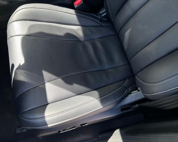 used 2025 Acura MDX car, priced at $50,994
