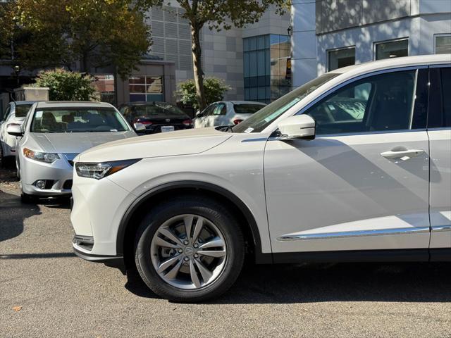 new 2025 Acura MDX car, priced at $55,350