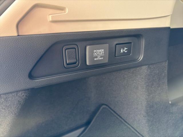 used 2025 Acura MDX car, priced at $52,994