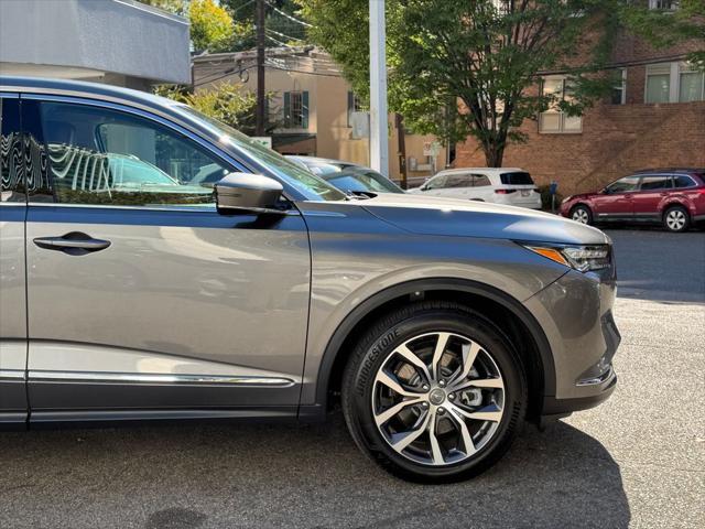 used 2024 Acura MDX car, priced at $49,900