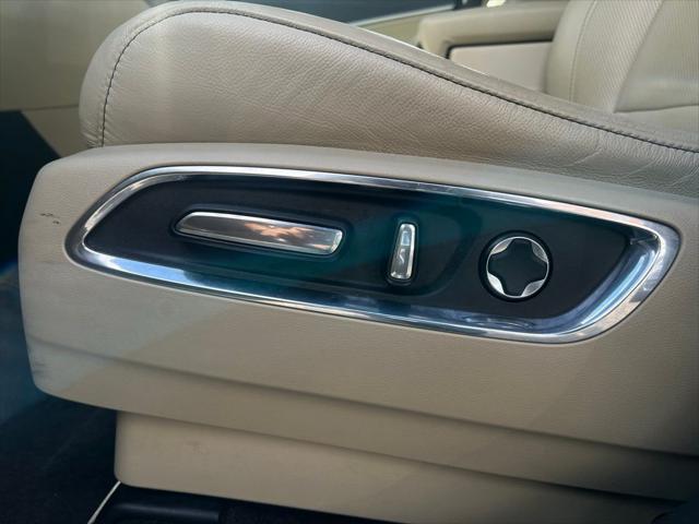 used 2019 Acura MDX car, priced at $27,994