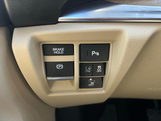 used 2019 Acura MDX car, priced at $27,994