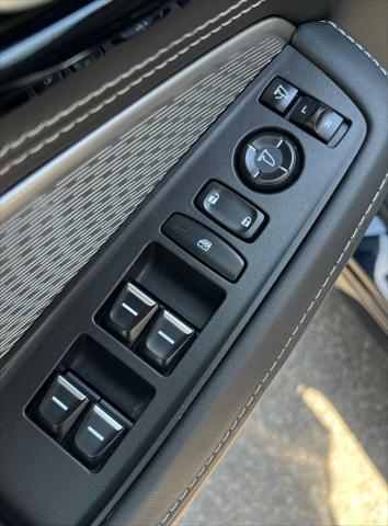 used 2022 Acura MDX car, priced at $42,994