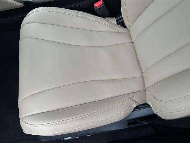 used 2025 Acura MDX car, priced at $46,994