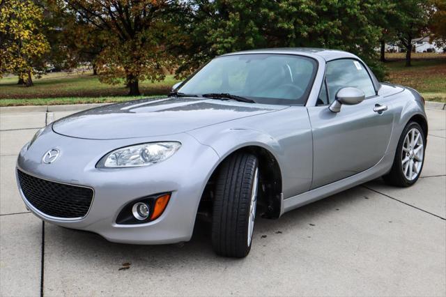 used 2009 Mazda MX-5 Miata car, priced at $13,500