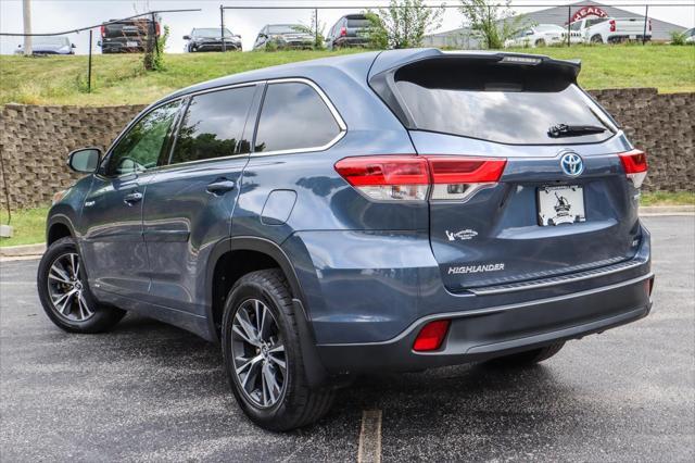 used 2018 Toyota Highlander Hybrid car, priced at $26,122