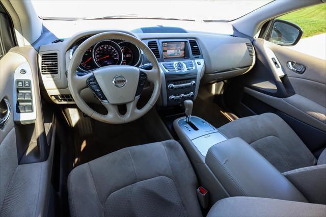 used 2014 Nissan Murano car, priced at $10,000