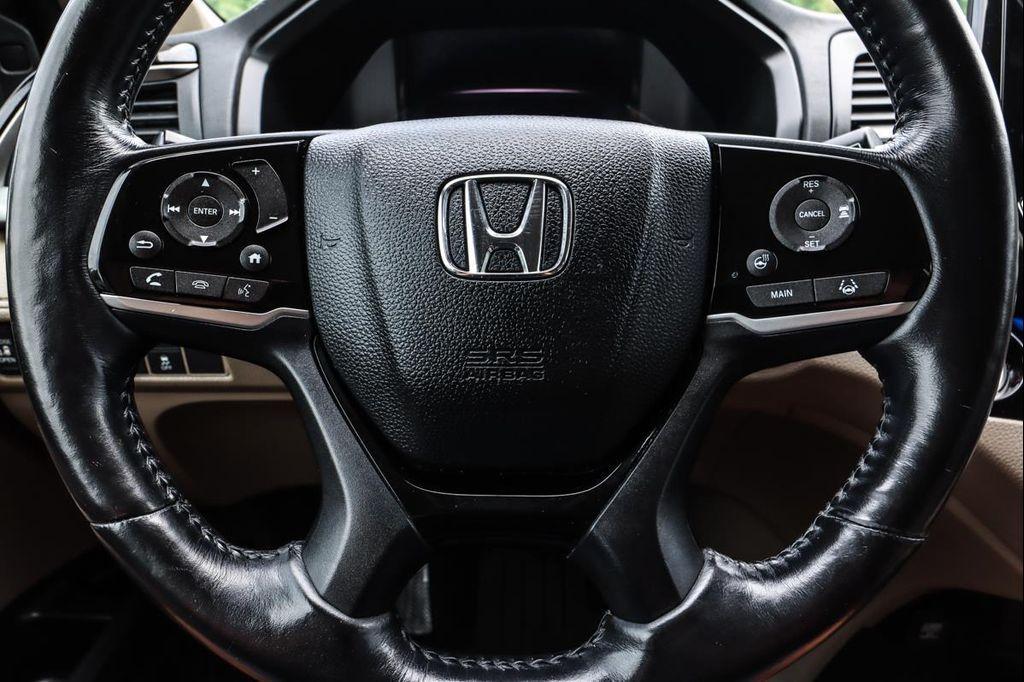 used 2018 Honda Odyssey car, priced at $25,500