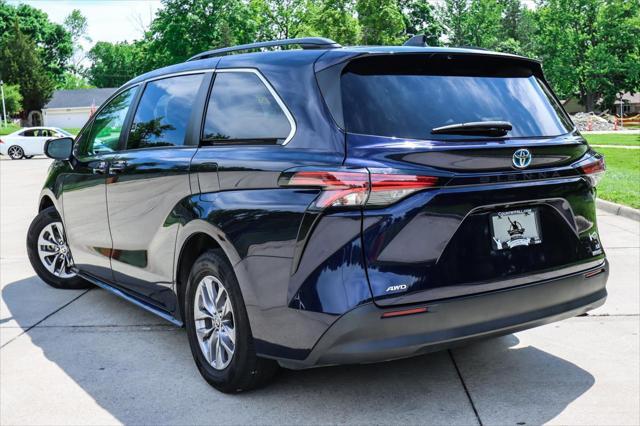 used 2022 Toyota Sienna car, priced at $31,000