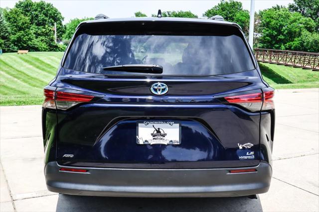 used 2022 Toyota Sienna car, priced at $31,000