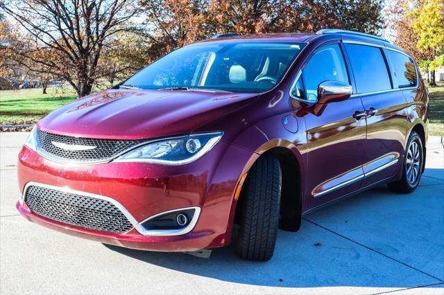 used 2020 Chrysler Pacifica Hybrid car, priced at $26,500