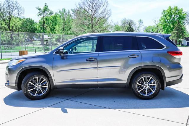 used 2019 Toyota Highlander car, priced at $27,000