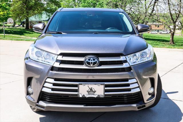 used 2019 Toyota Highlander car, priced at $27,000