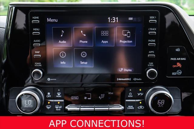 used 2021 Toyota Highlander Hybrid car, priced at $28,000