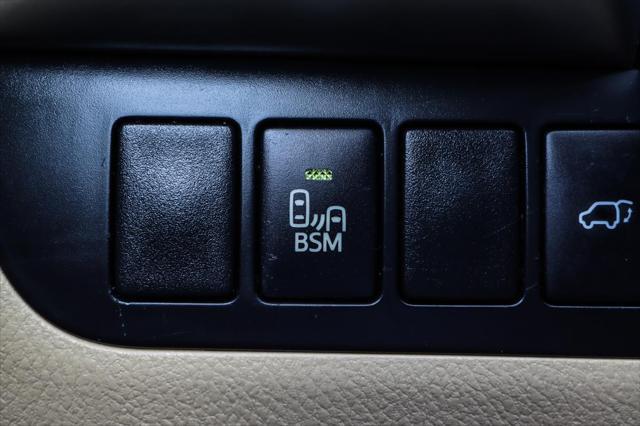 used 2015 Toyota Highlander car, priced at $24,500