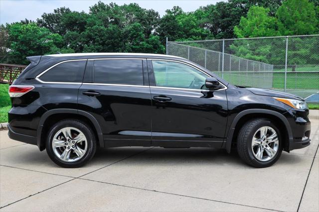 used 2015 Toyota Highlander car, priced at $24,500