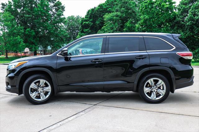 used 2015 Toyota Highlander car, priced at $24,500