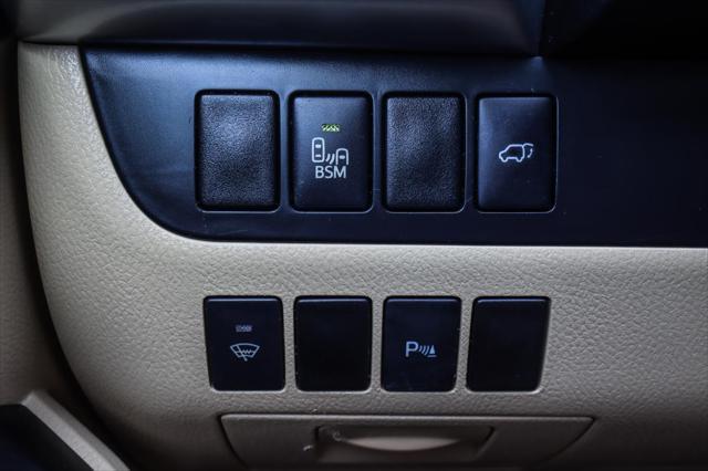 used 2015 Toyota Highlander car, priced at $24,500