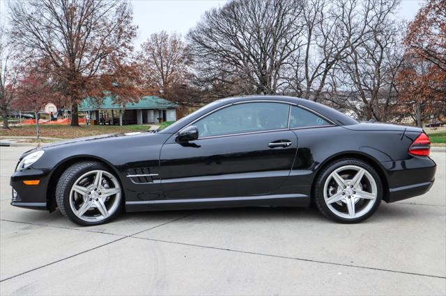 used 2009 Mercedes-Benz SL-Class car, priced at $18,500