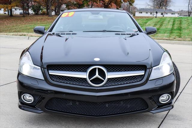 used 2009 Mercedes-Benz SL-Class car, priced at $18,500